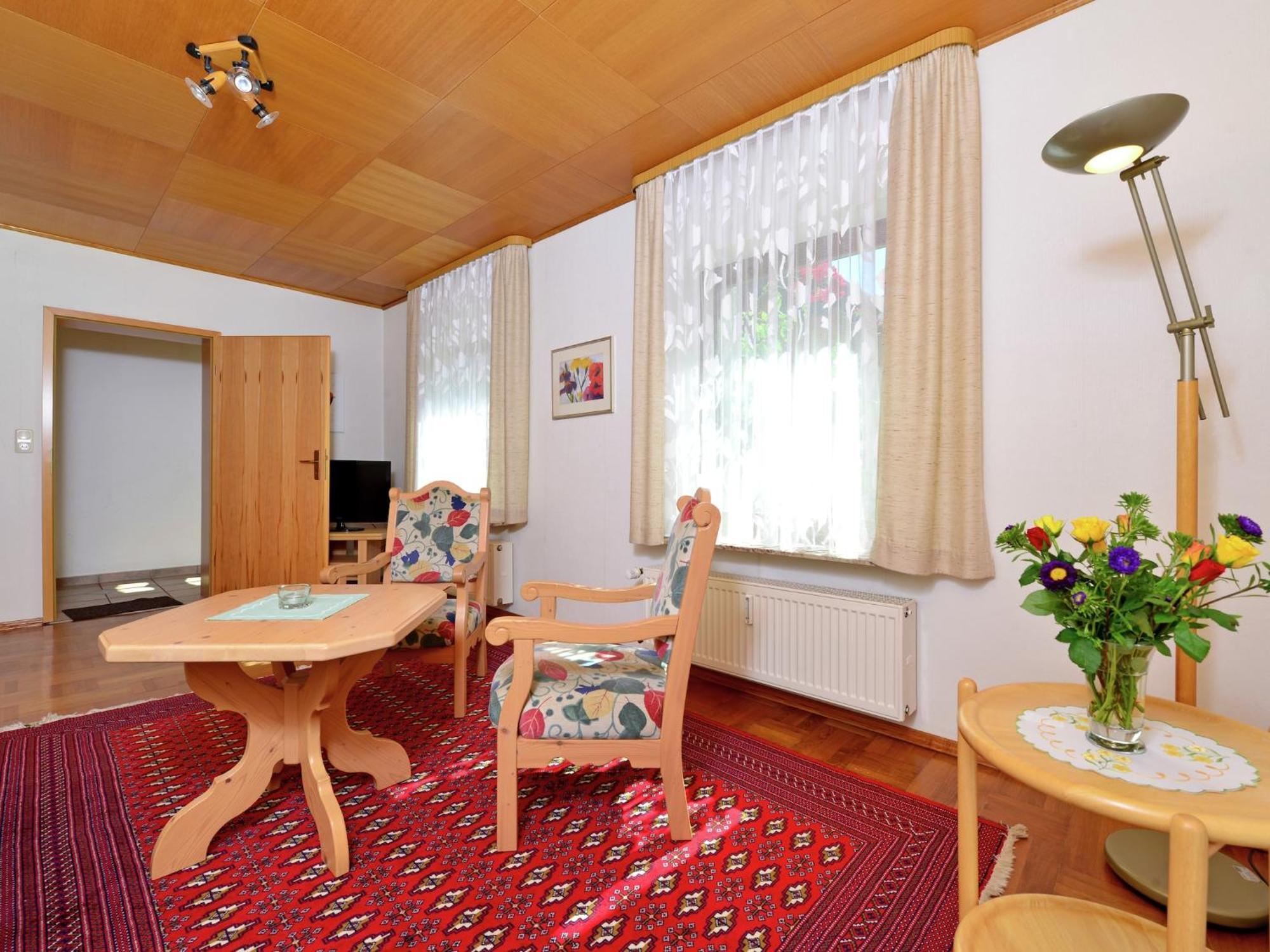 Quaint Apartment In Eimelrod Near Lake And Water Sports 维林根 外观 照片
